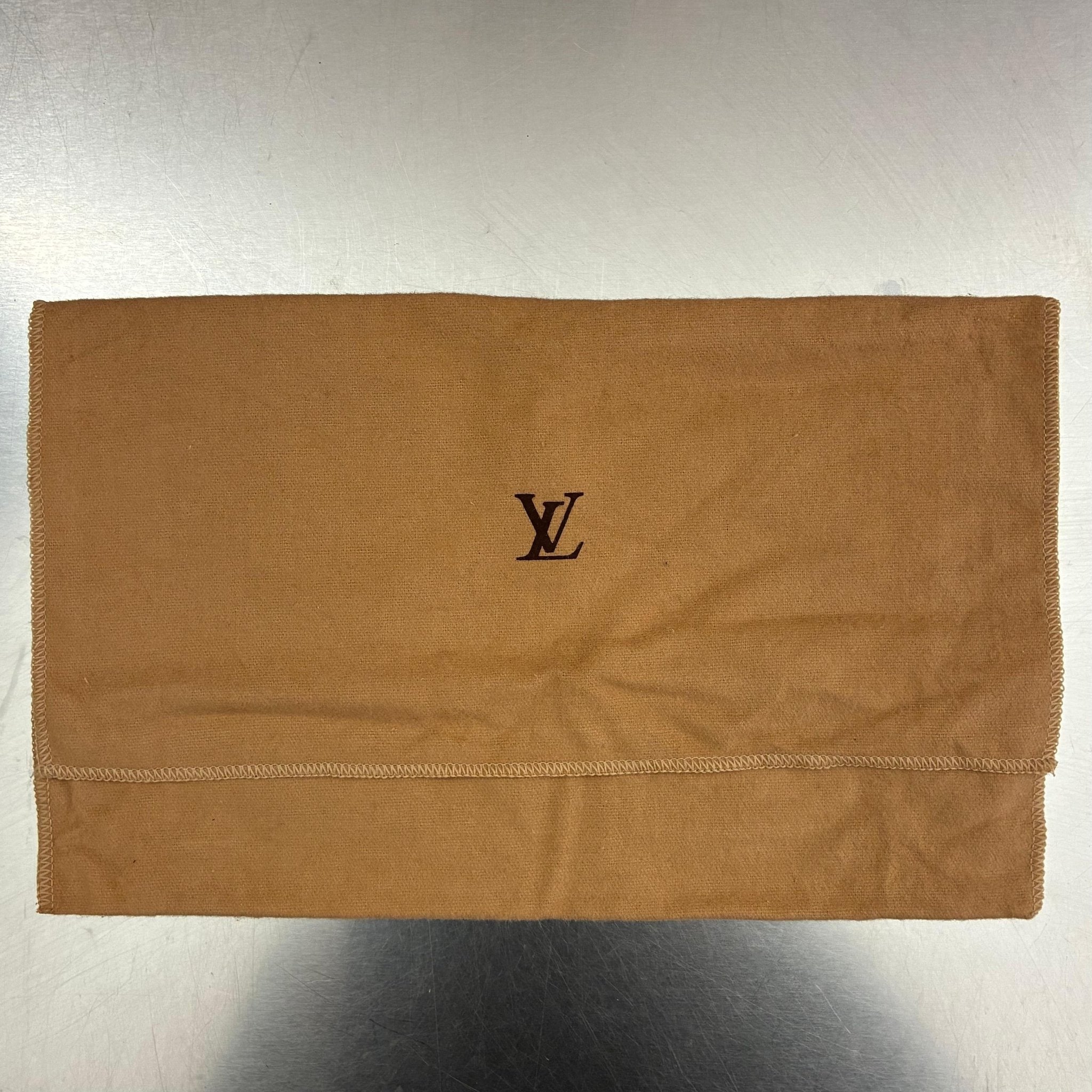 Louis Vuitton Pochette Lexington Vernis
