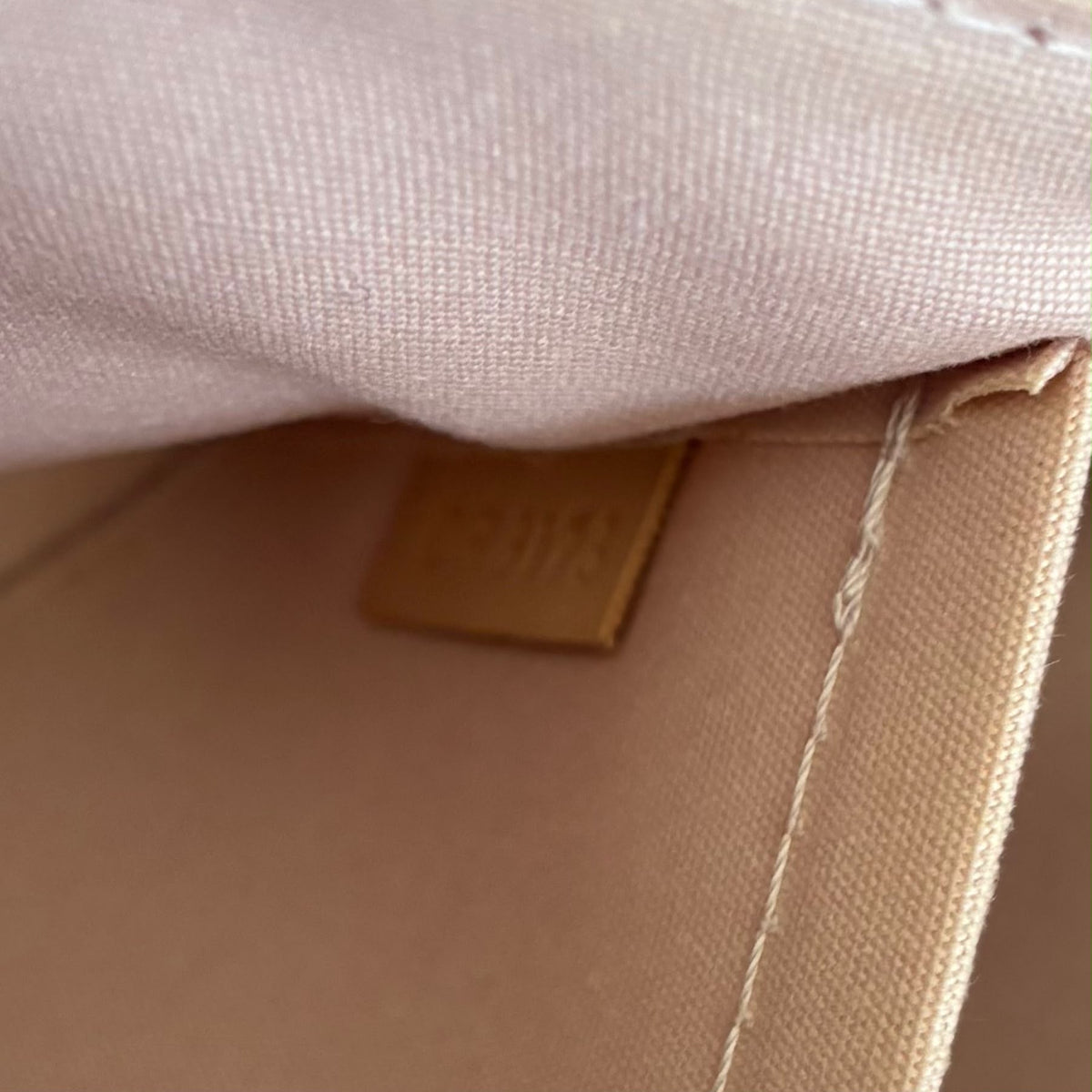 Louis Vuitton Pochette Lexington Vernis