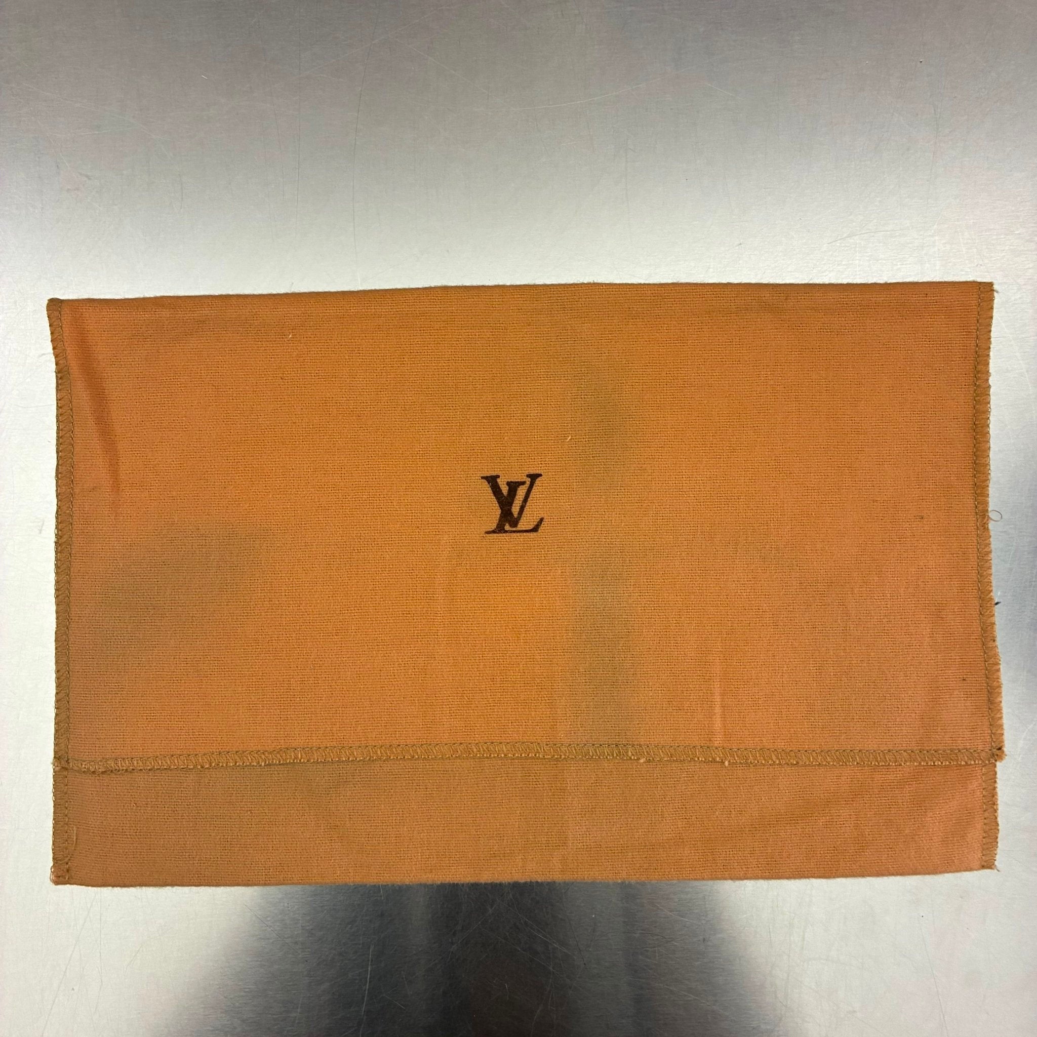 Louis Vuitton Pochette Lexington Vernis