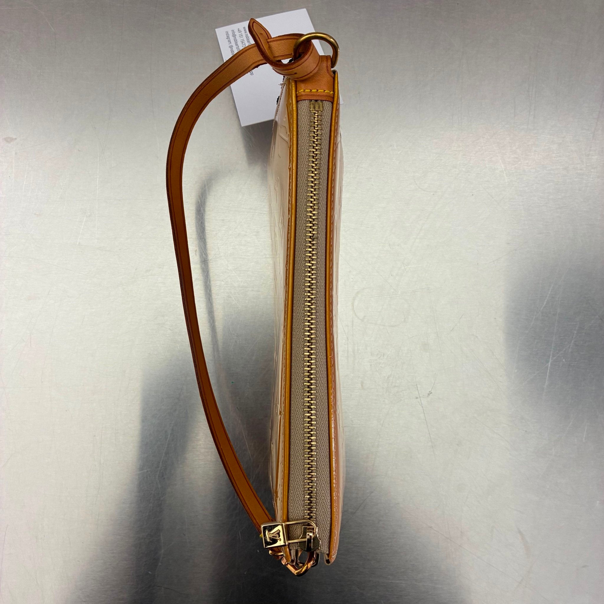 Louis Vuitton Pochette Lexington Vernis
