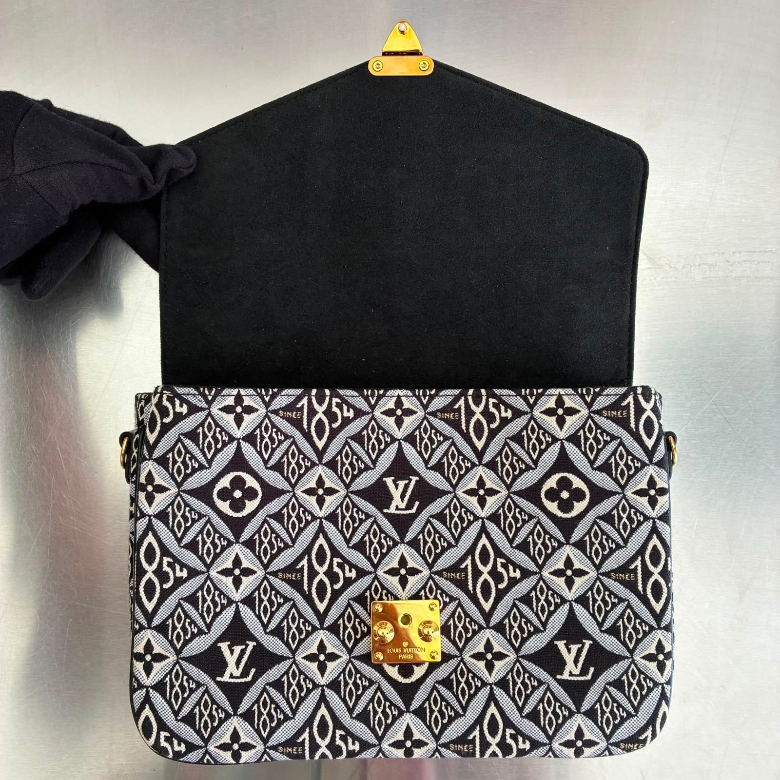Louis Vuitton Pochette Métis Since 1854