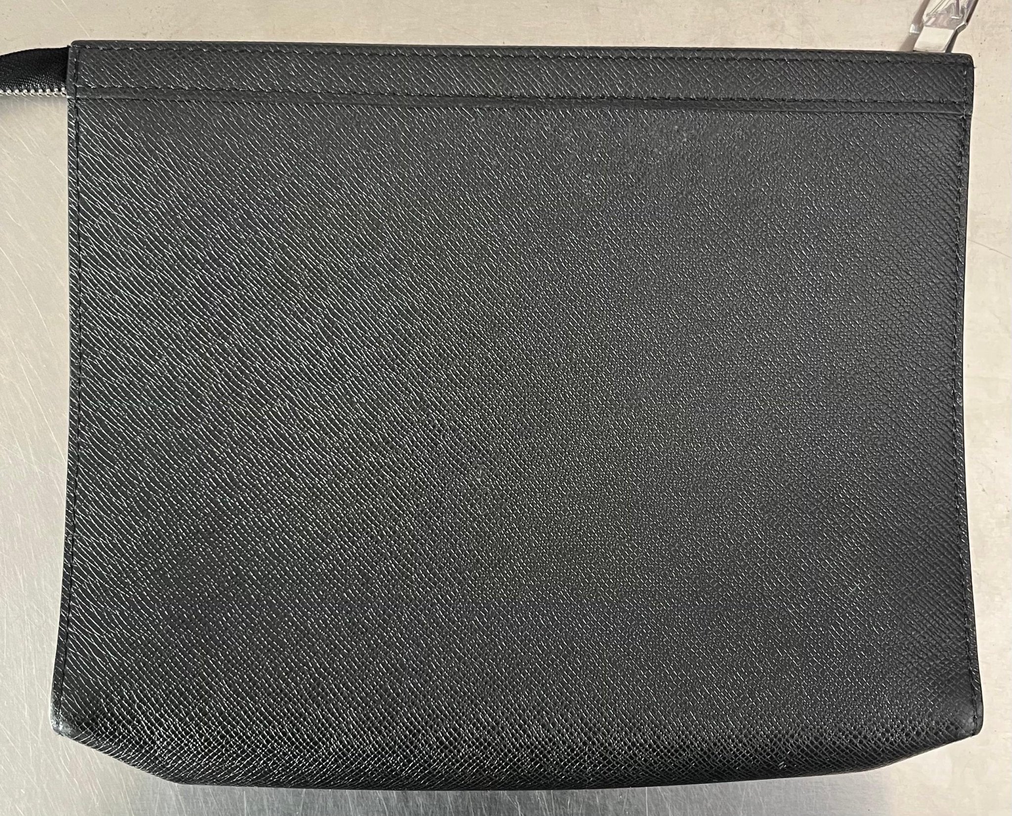 Louis Vuitton Pochette Voyage MM Taiga