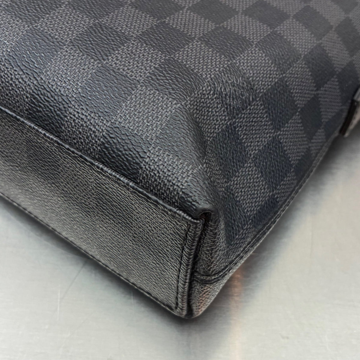 Louis Vuitton Porte Documents Jour Damier Graphite