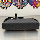 Louis Vuitton Porte Documents Jour Damier Graphite
