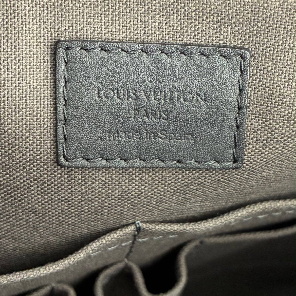 Louis Vuitton Porte Documents Jour Damier Infini