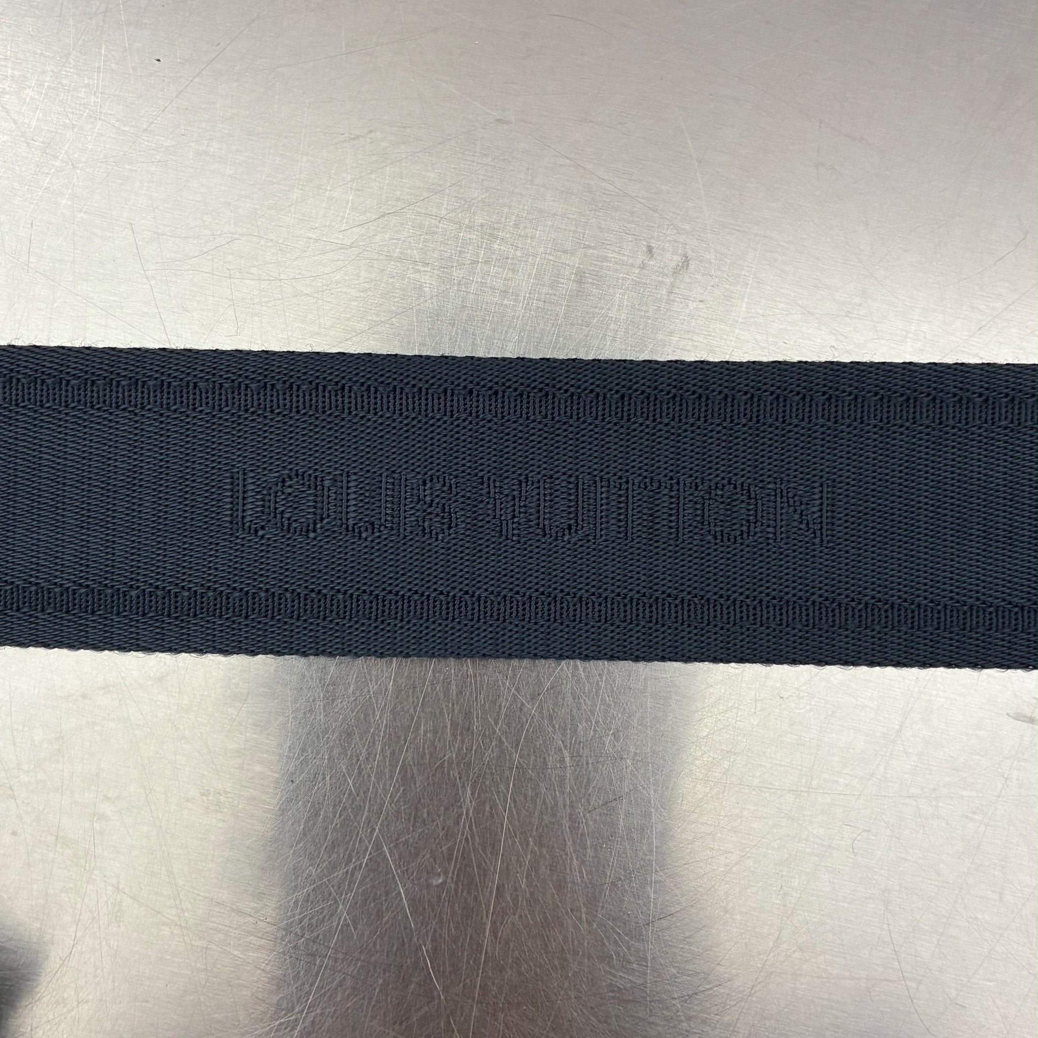 Louis Vuitton Porte Documents Jour Infini