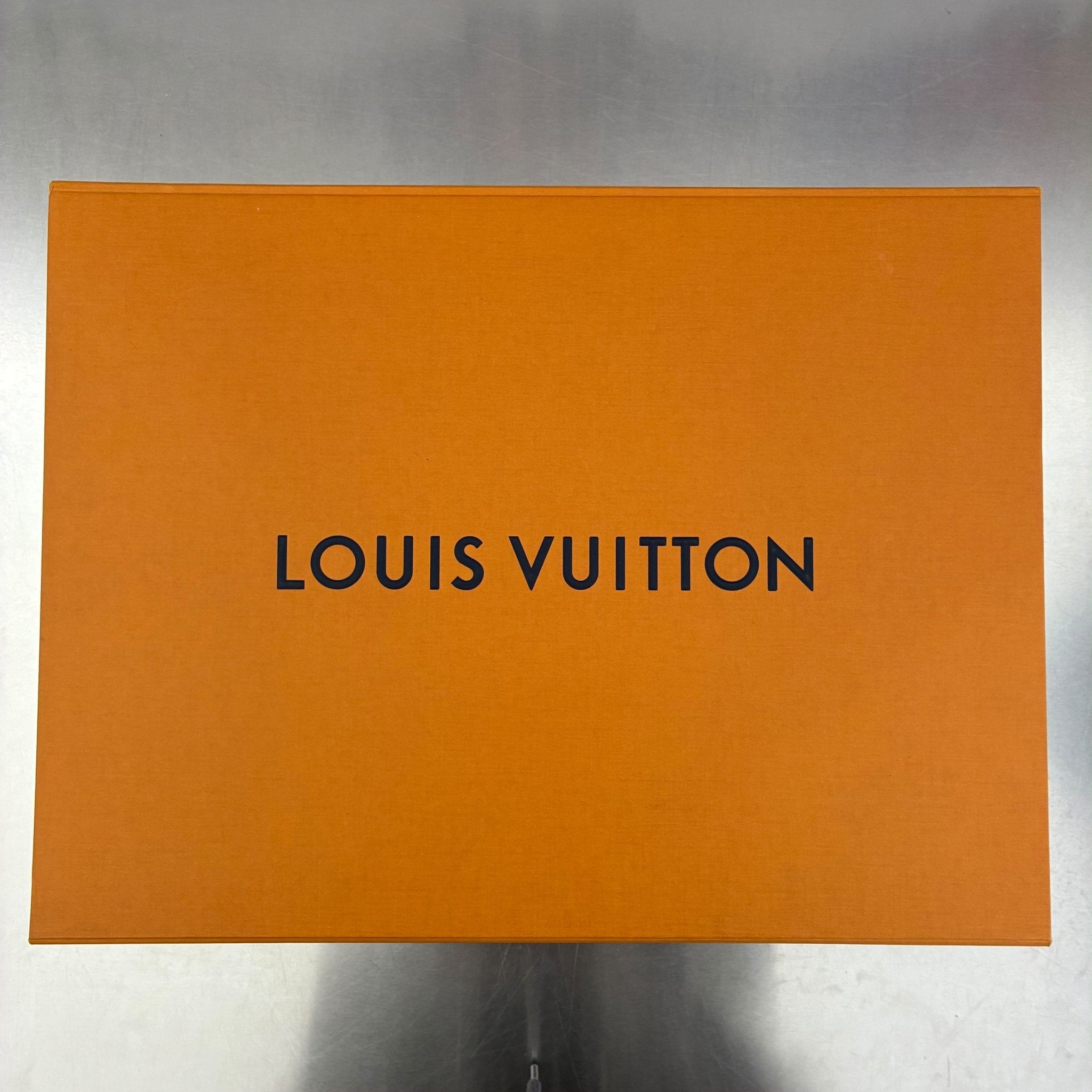 Louis Vuitton Porte Documents Jour Infini