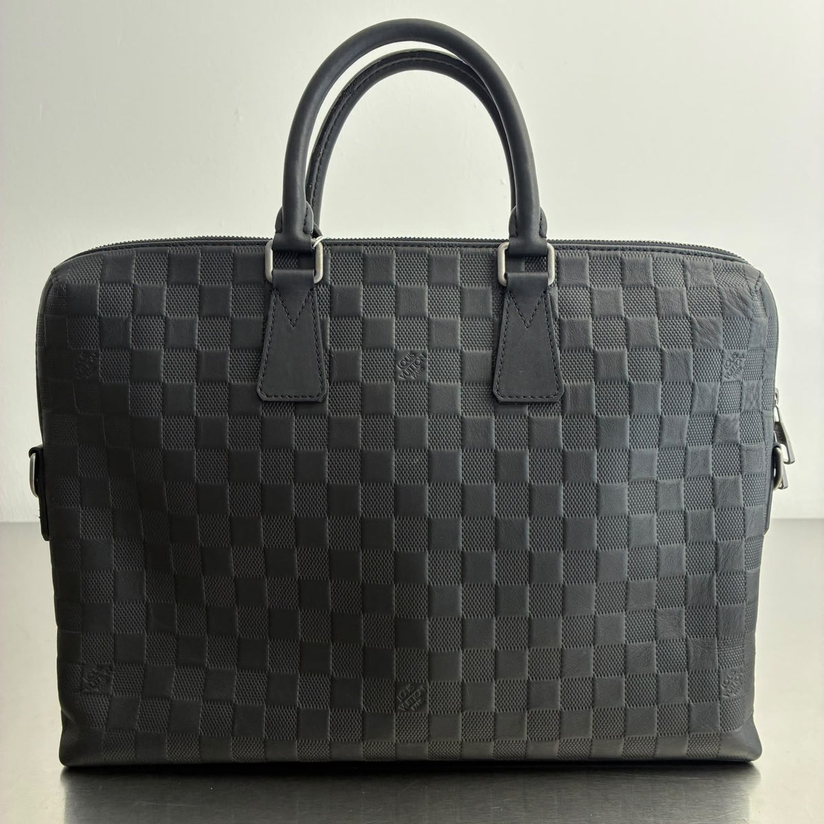 Louis Vuitton Porte Documents Jour Voyage Damier Infini