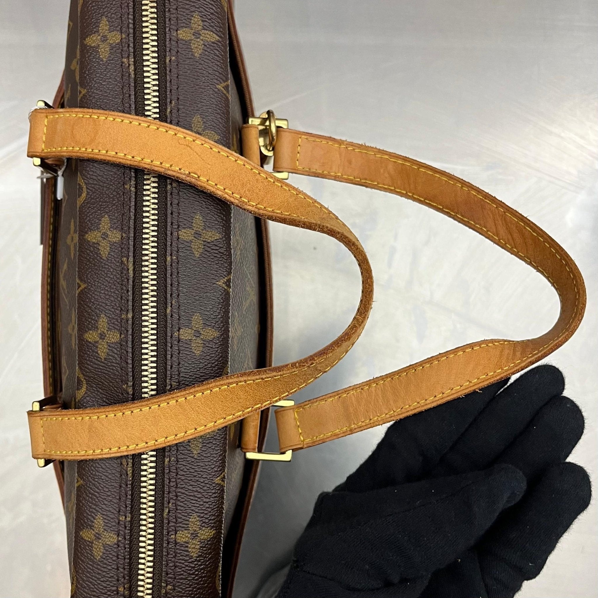 Louis Vuitton Porte Documents Pegase Monogram