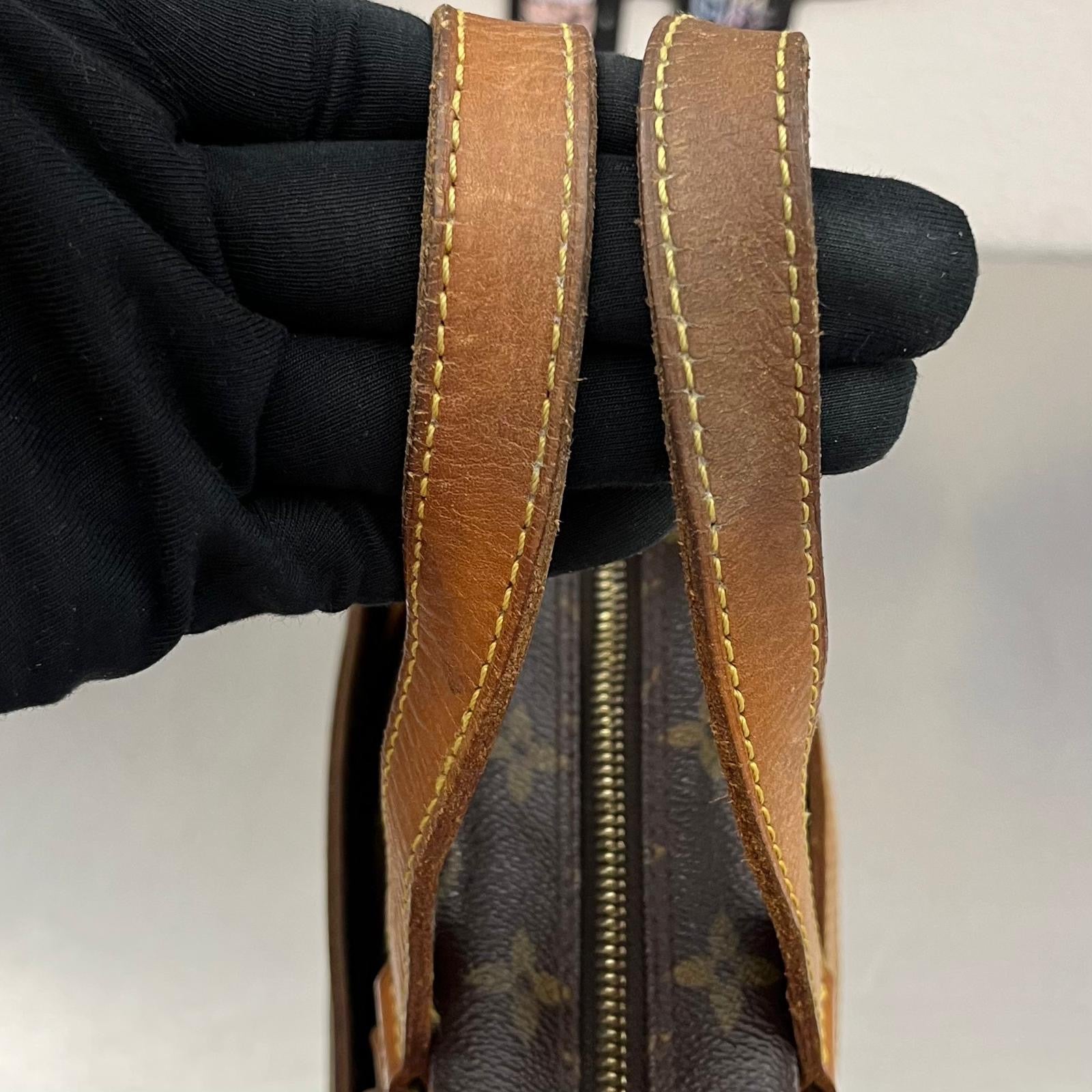 Louis Vuitton Porte Documents Pegase Monogram