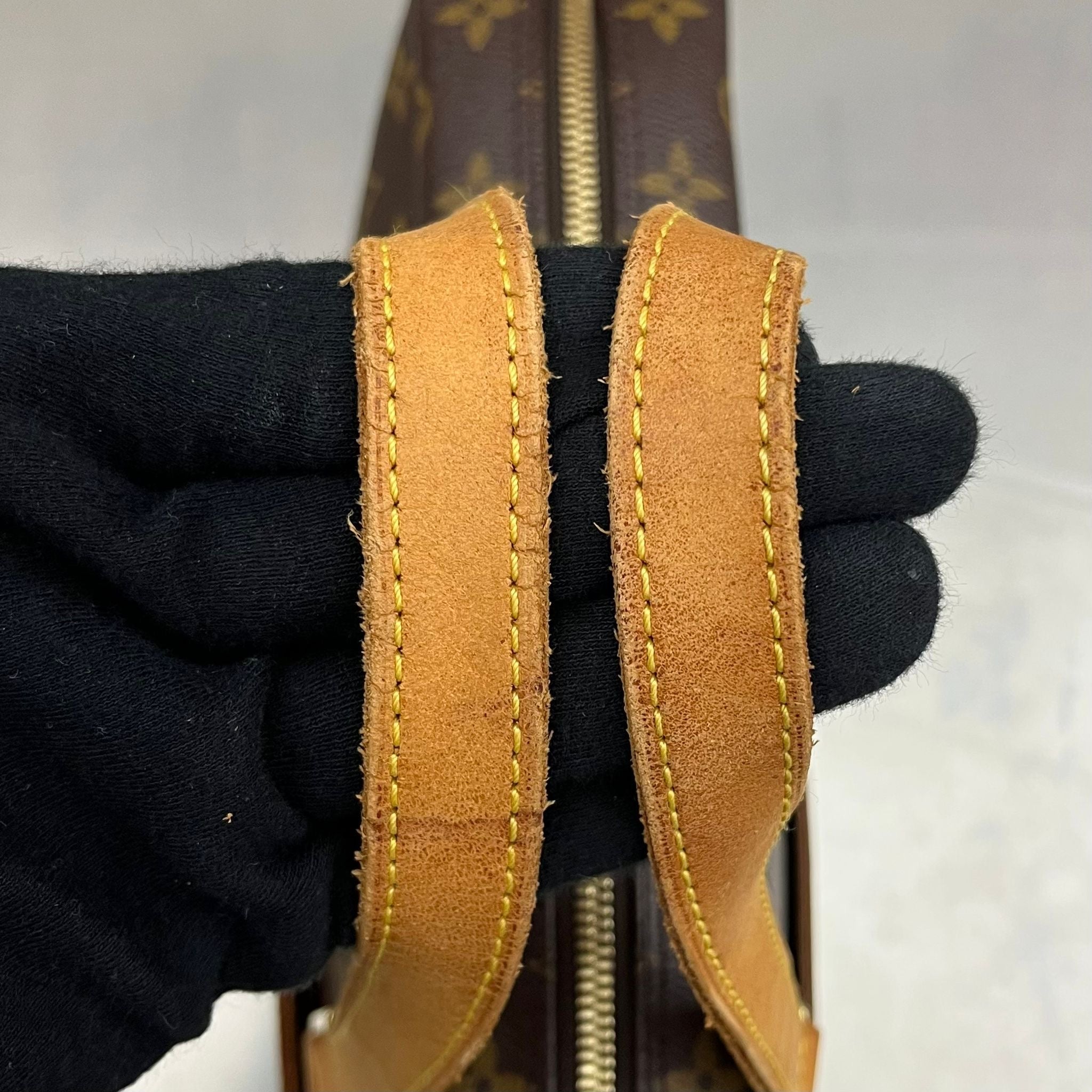 Louis Vuitton Porte Documents Pegase Monogram