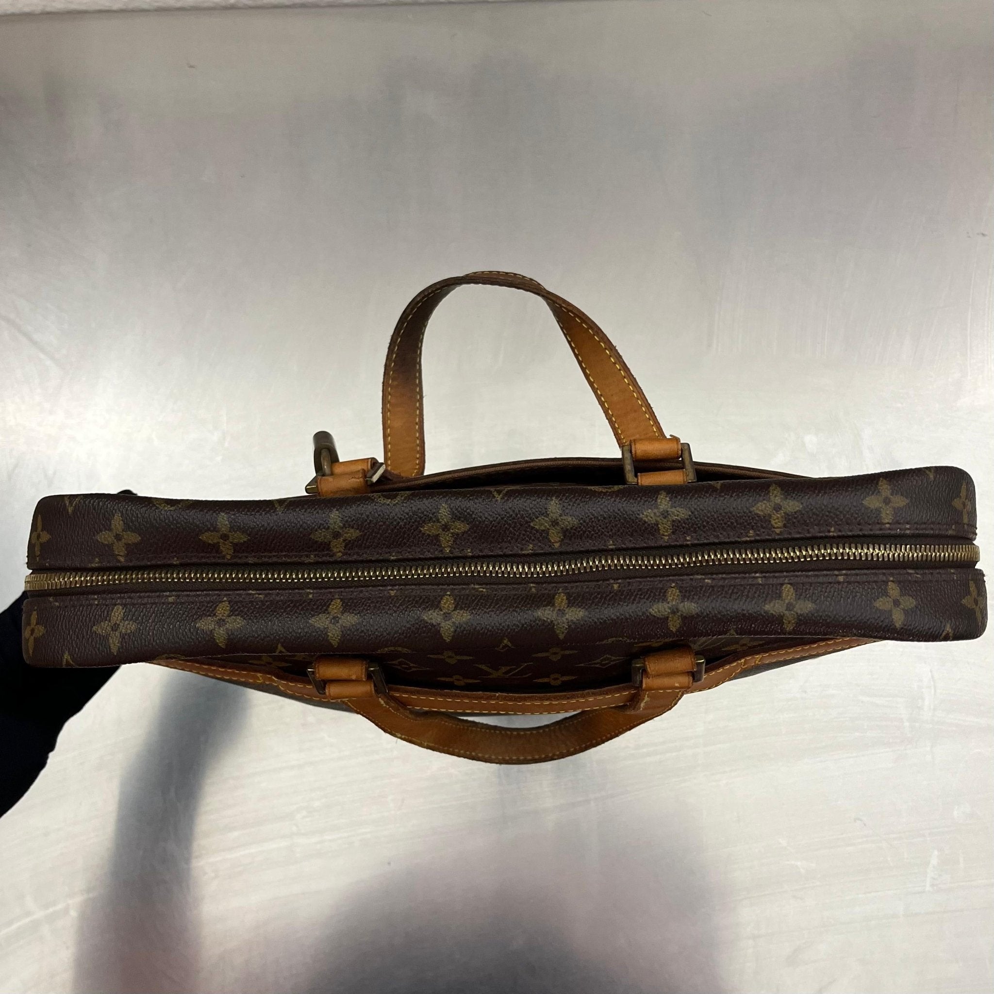 Louis Vuitton Porte Documents Pegase Monogram