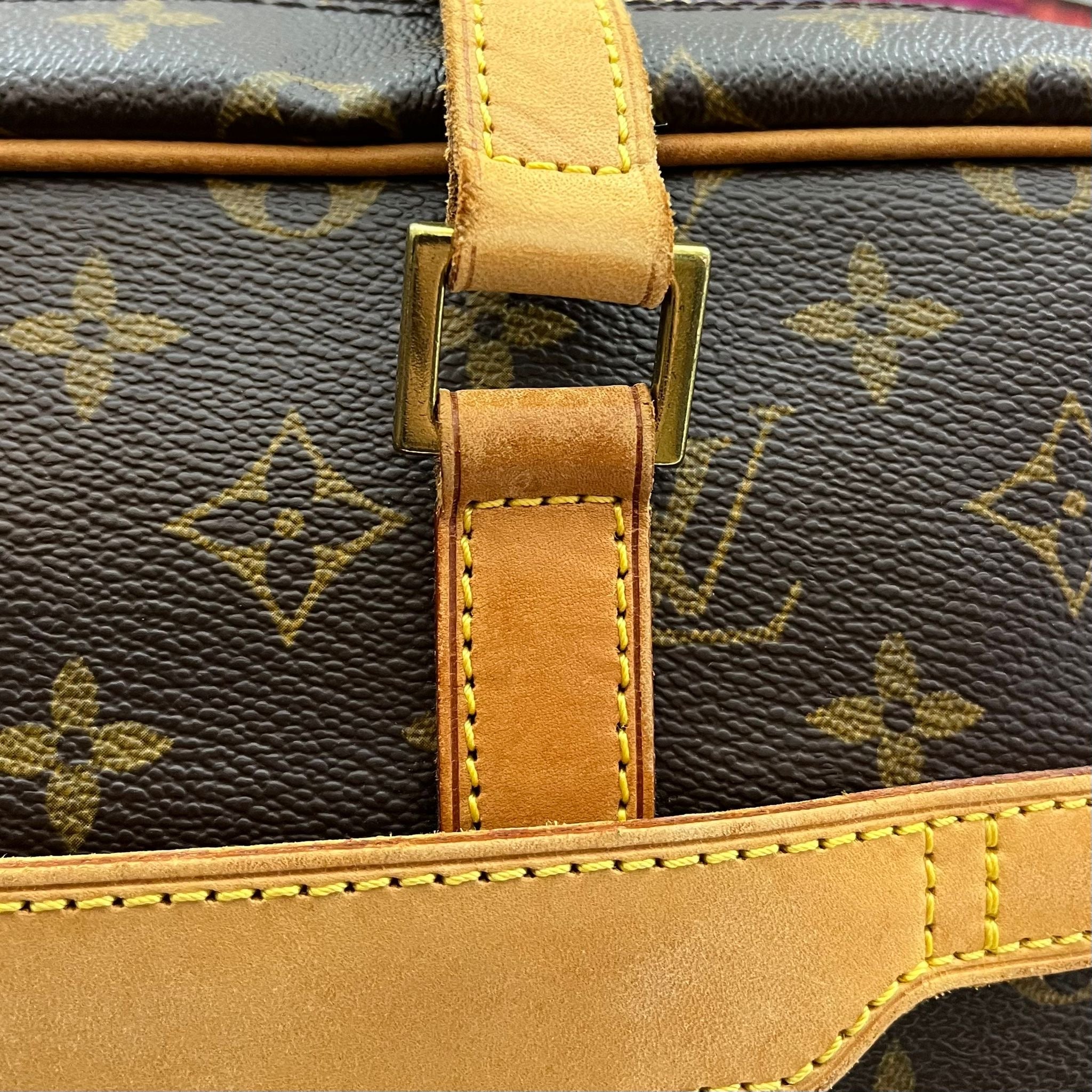 Louis Vuitton Porte Documents Pegase Monogram