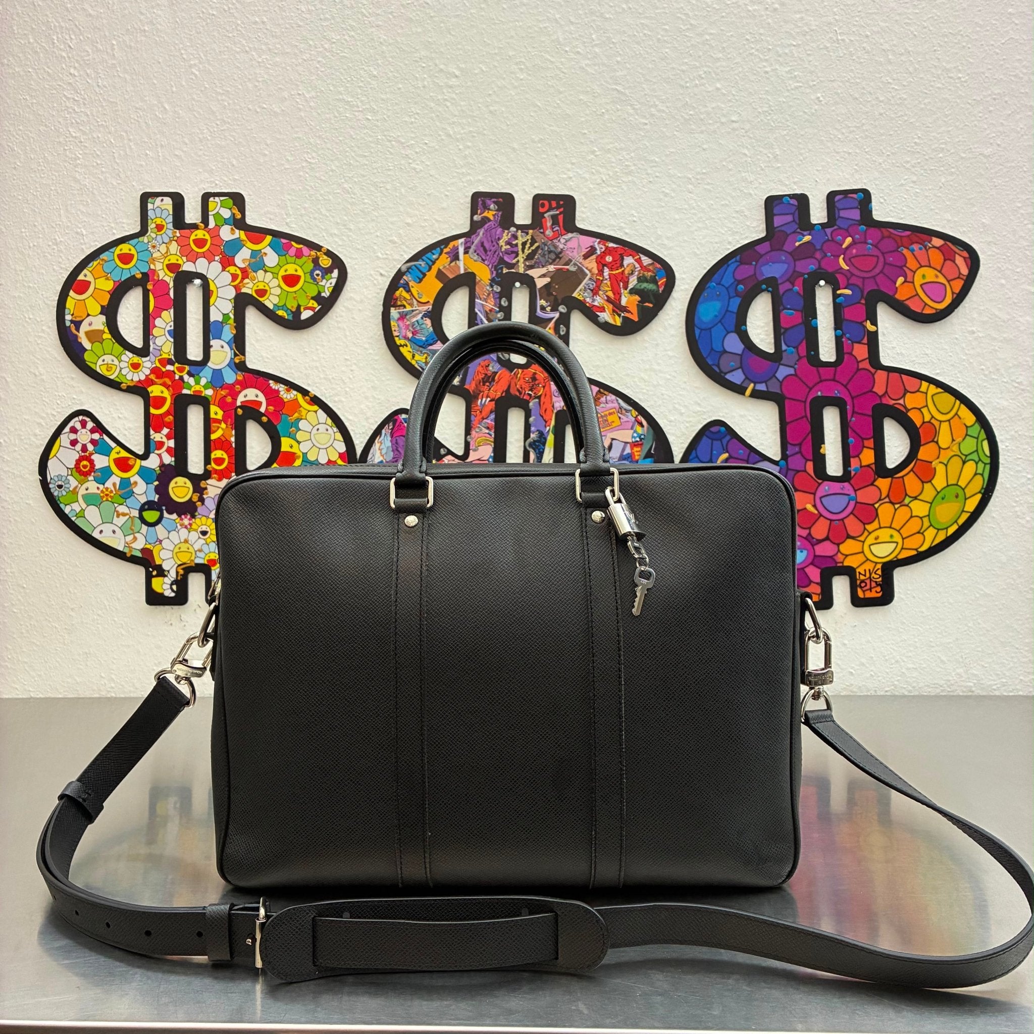 Louis Vuitton Porte Documents Taiga