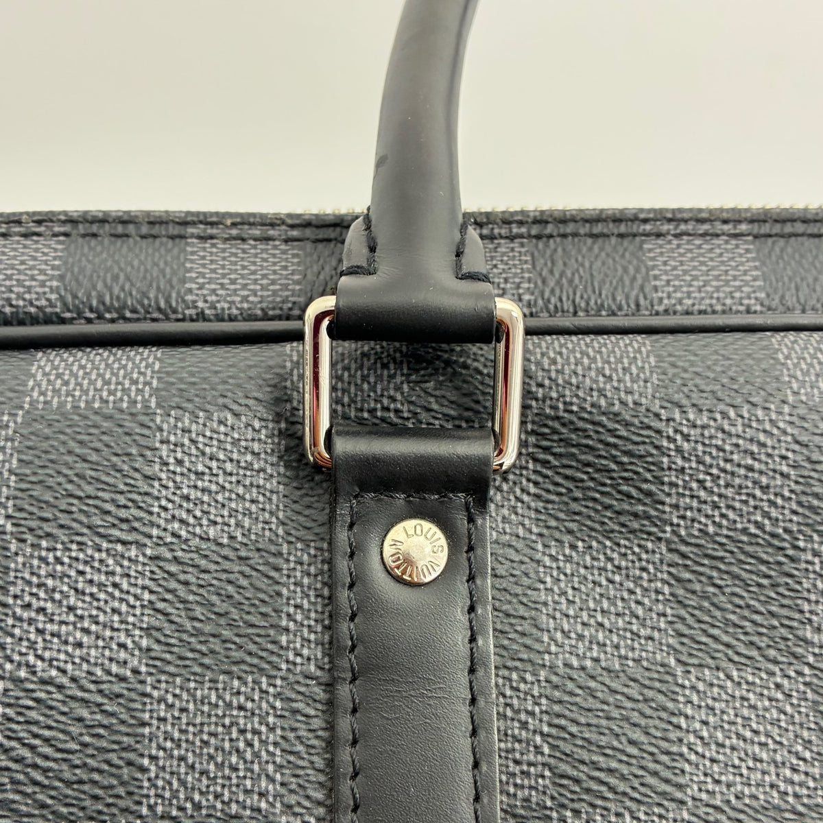 Louis Vuitton Porte Documents Voyage Damier Graphite