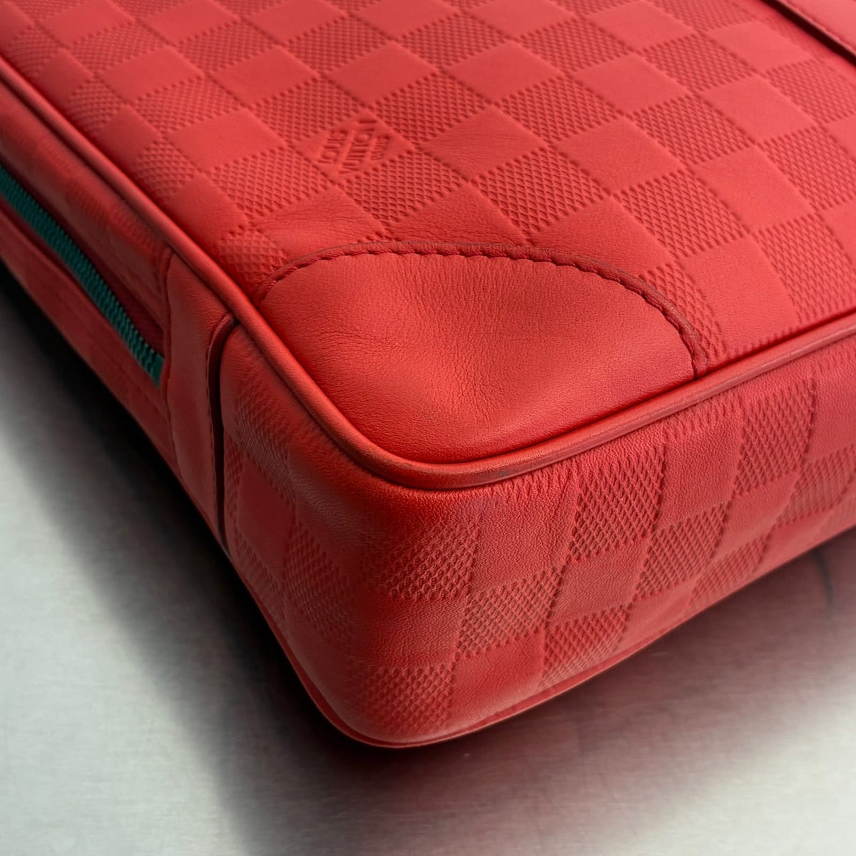 Louis Vuitton Porte Documents Voyage Damier Infini