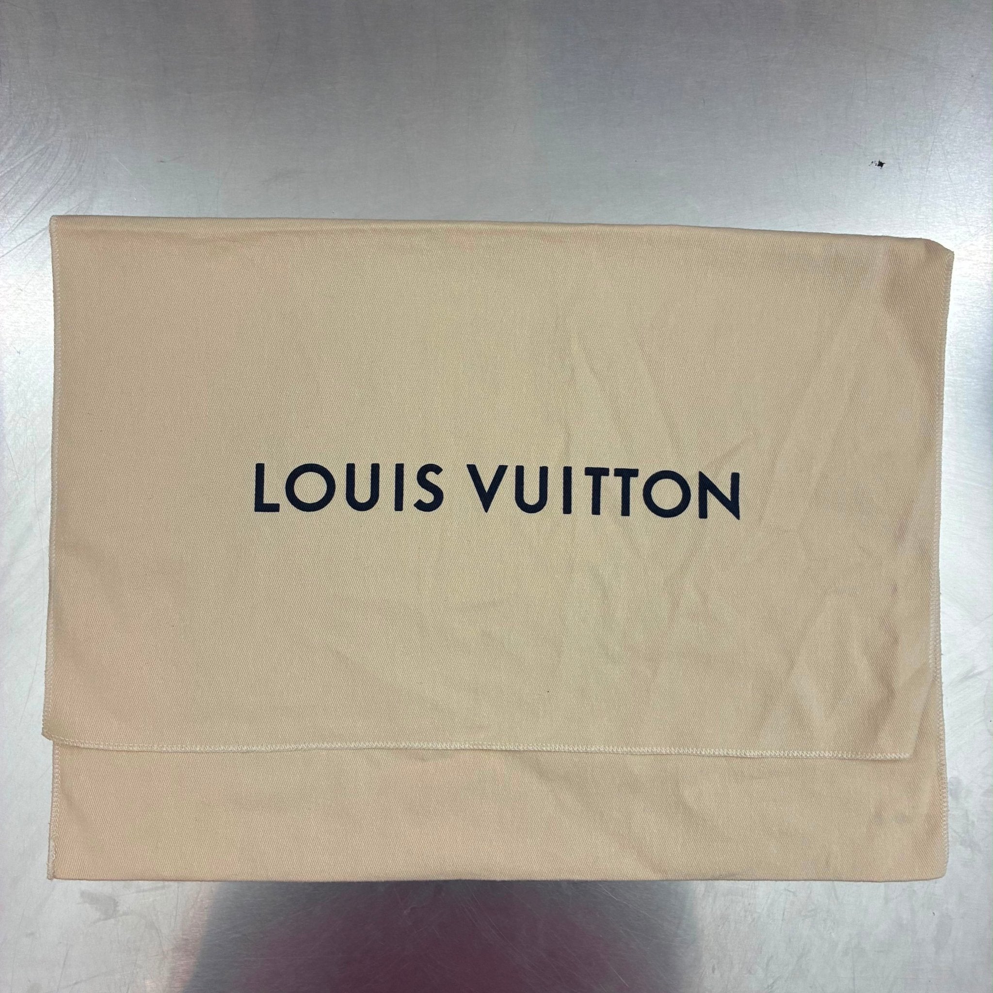 Louis Vuitton Porte Documents Voyage Damier Infini