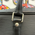 Louis Vuitton Porte Documents Voyage Epi