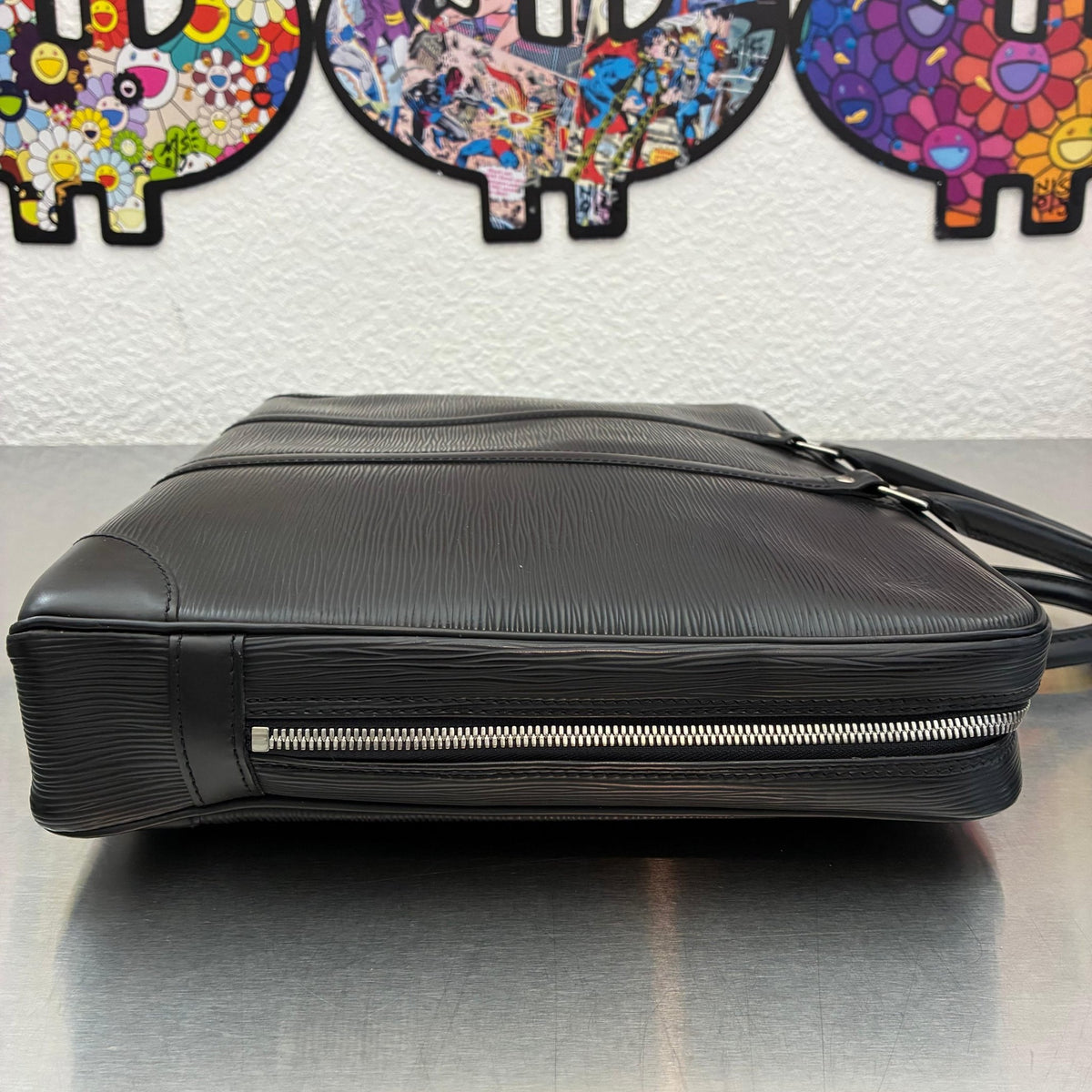 Louis Vuitton Porte Documents Voyage Epi