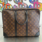 Louis Vuitton Porte Documents Voyage Macassar