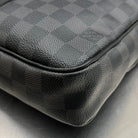 Louis Vuitton Porte Documents Voyage PM