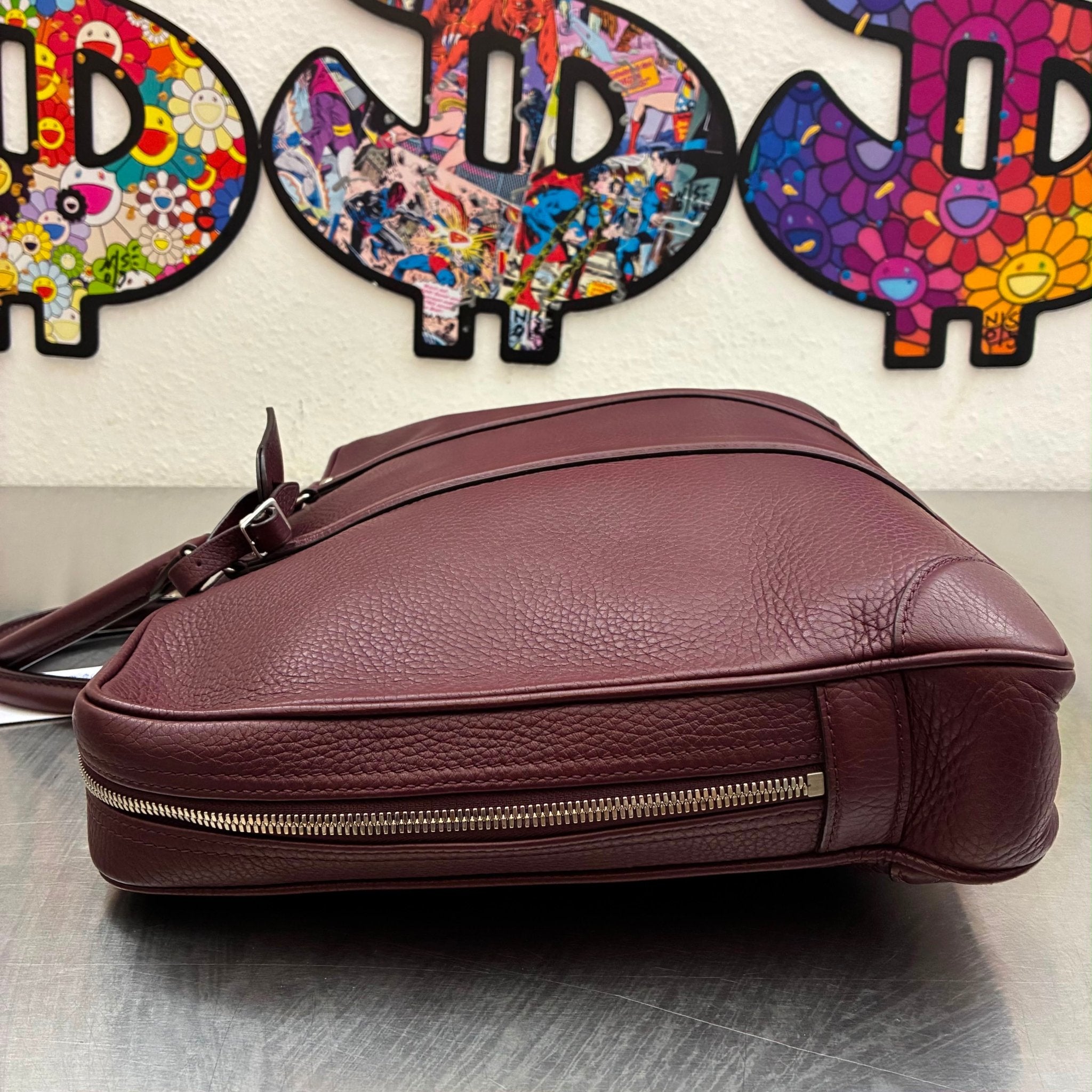 Louis Vuitton Porte Documents Voyage Taurillon Leder