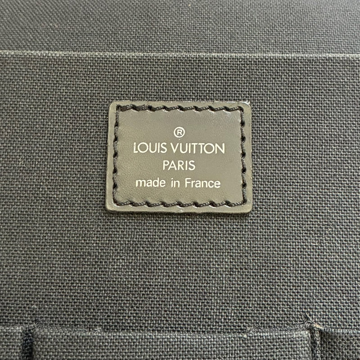 Louis Vuitton Porte Ordinateur Odessa Taiga