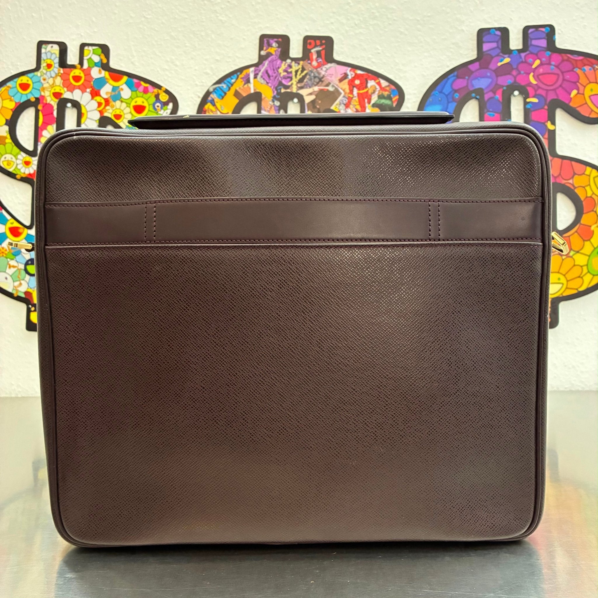 Louis Vuitton Porte Ordinateur Taiga