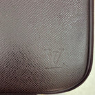 Louis Vuitton Porte Ordinateur Taiga