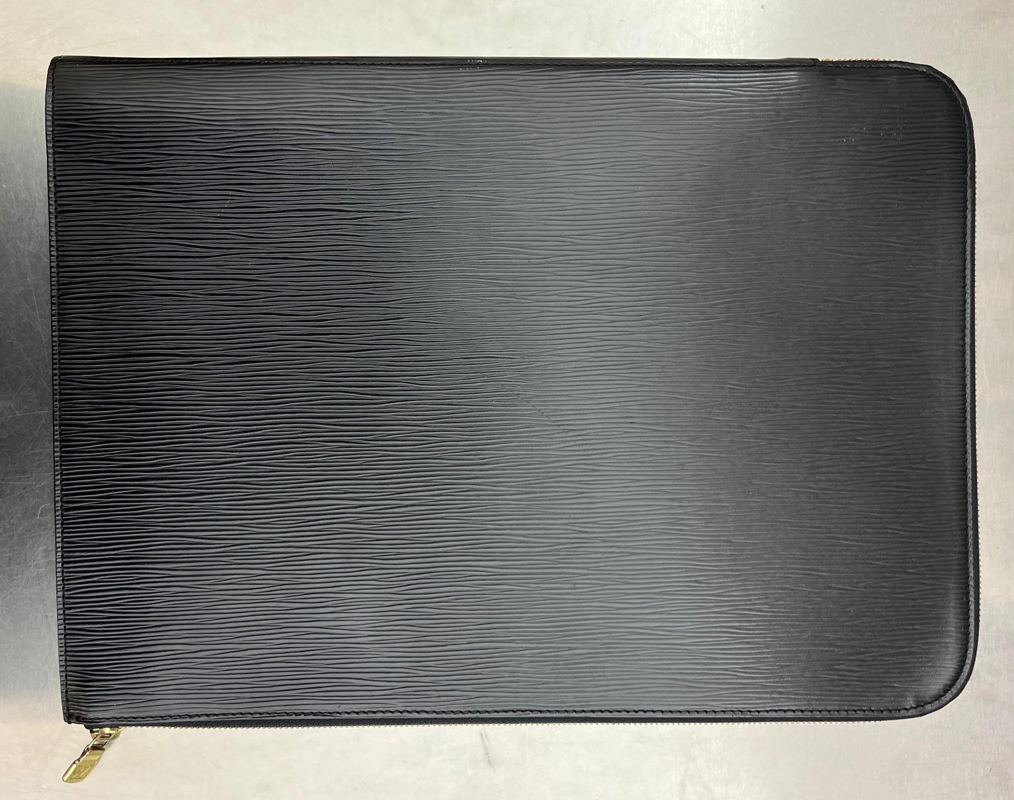 Louis Vuitton Posh Document EPI GM