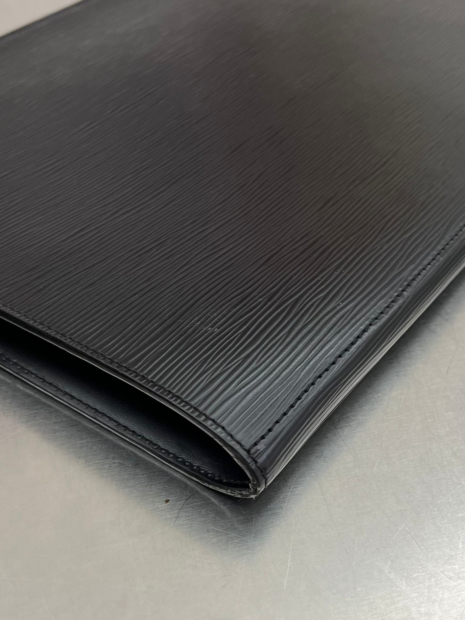 Louis Vuitton Posh Document EPI GM