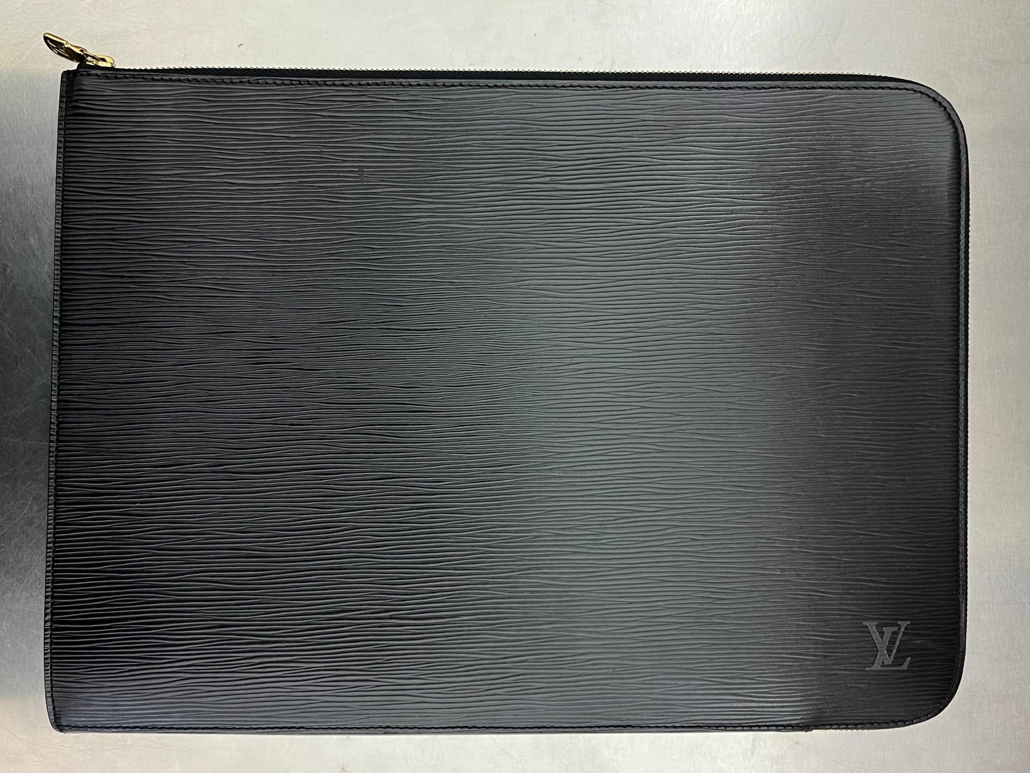 Louis Vuitton Posh Document EPI GM