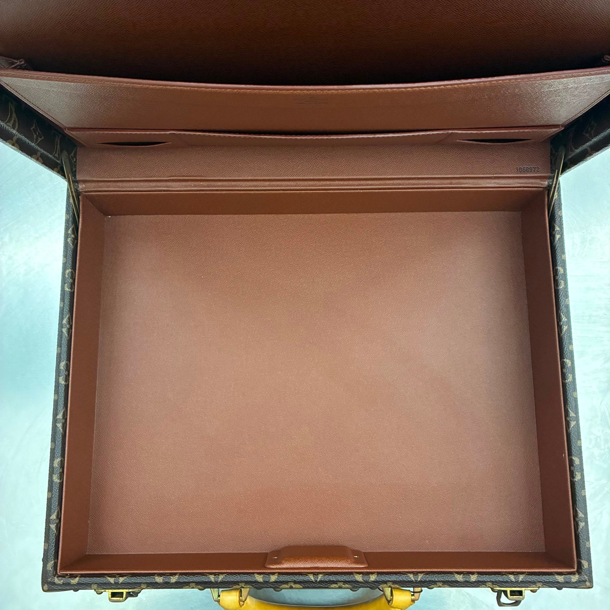 Louis Vuitton Président Classeur Monogram