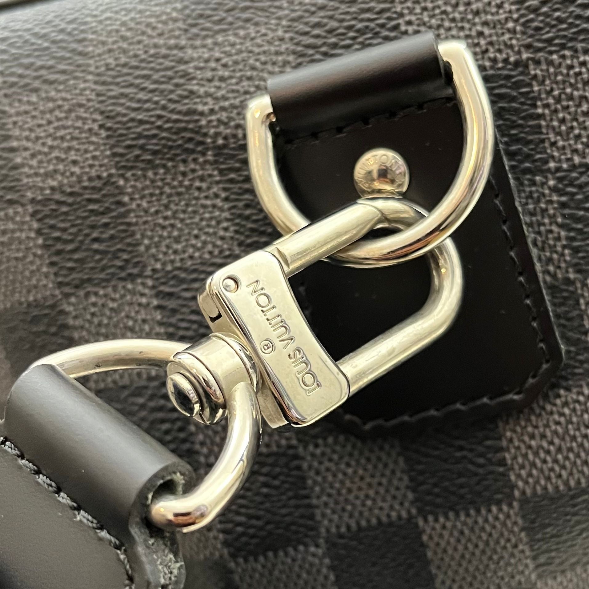 Louis Vuitton Roadster 50 Damier Graphite