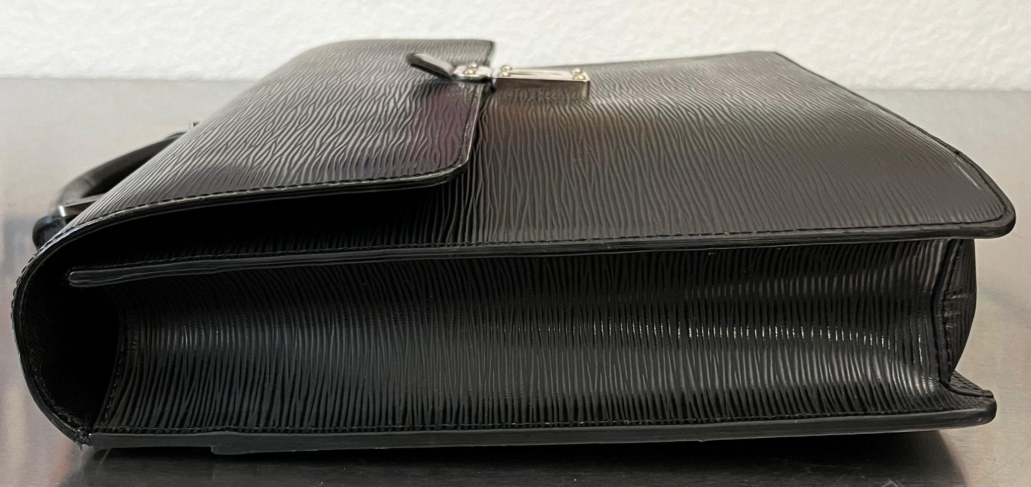 Louis Vuitton Robusto Epi