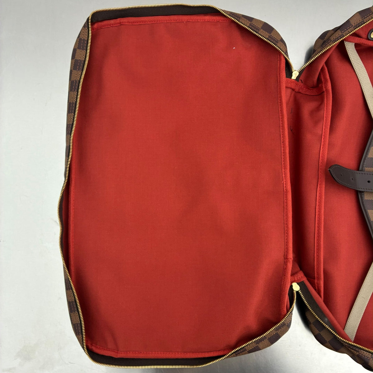 Louis Vuitton Sac Chasse Damier Ebene
