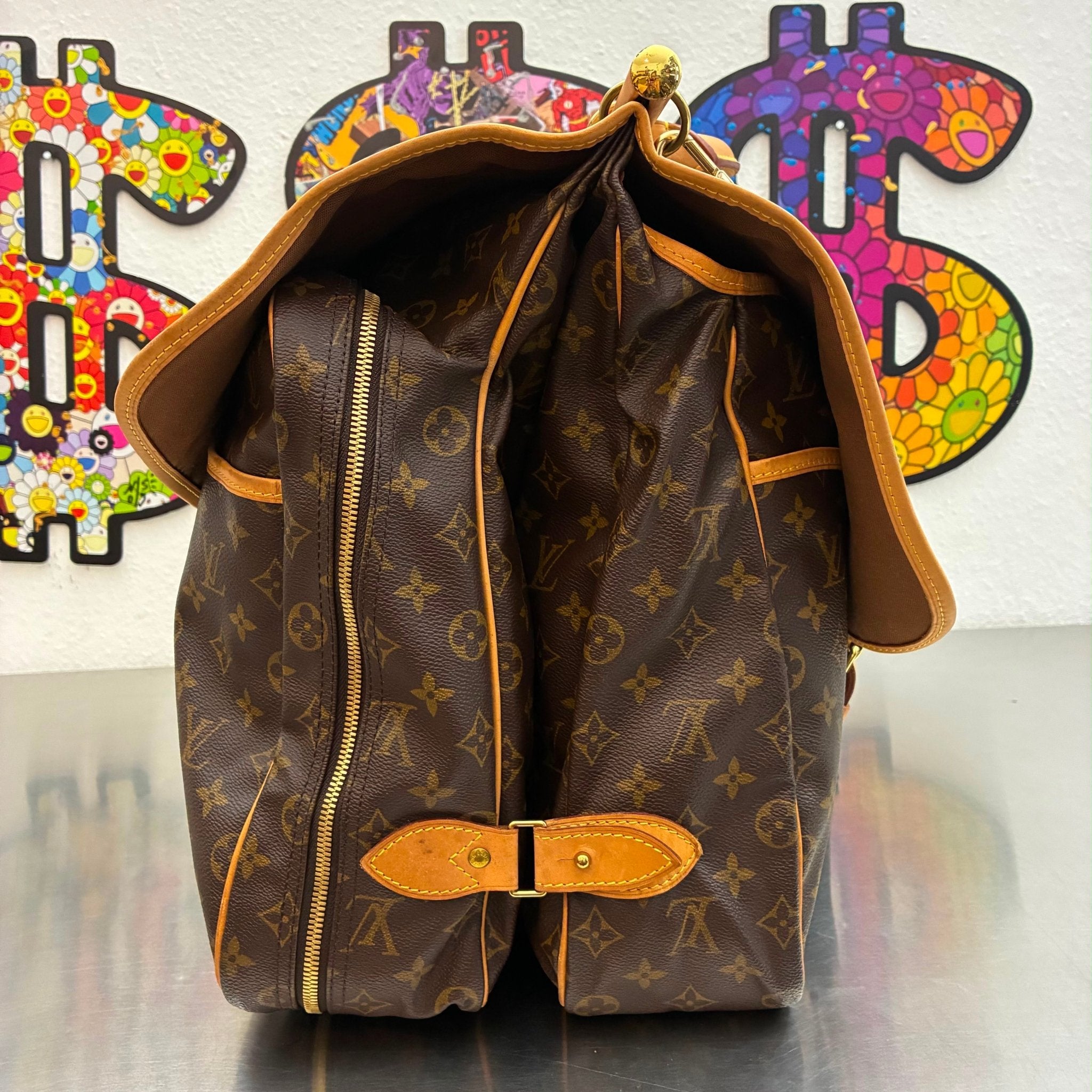 Louis Vuitton Sac Chasse Monogram