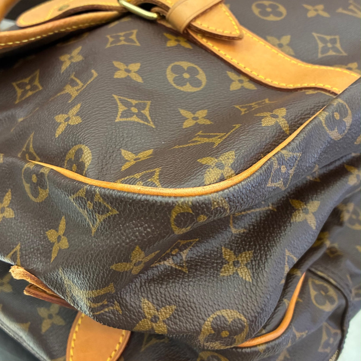 Louis Vuitton Sac Chasse Reisetasche