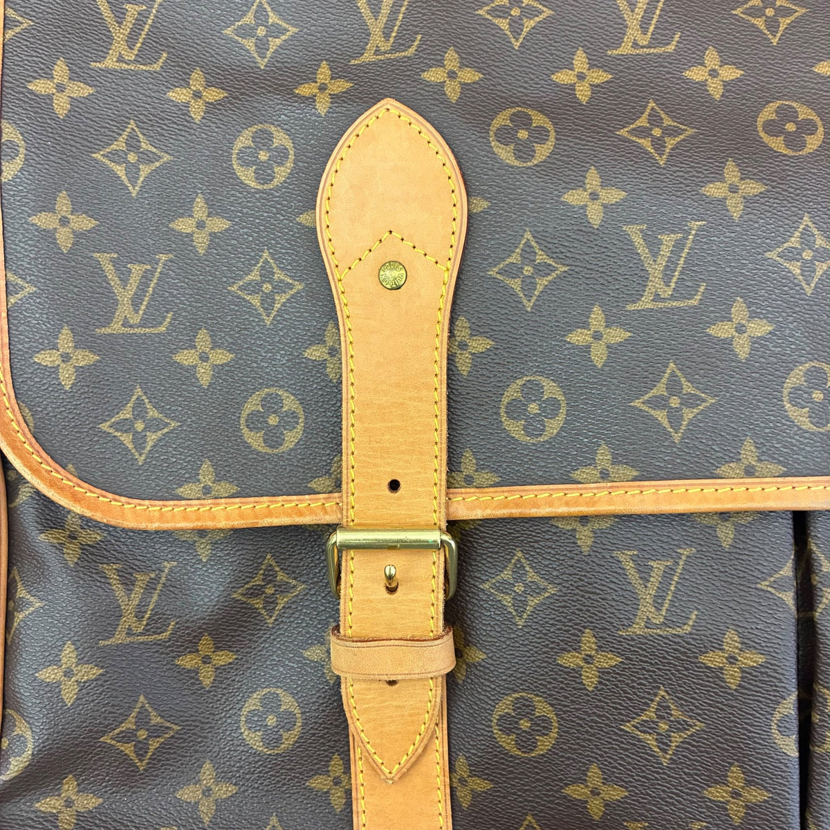 Louis Vuitton Sac Chasse Reisetasche
