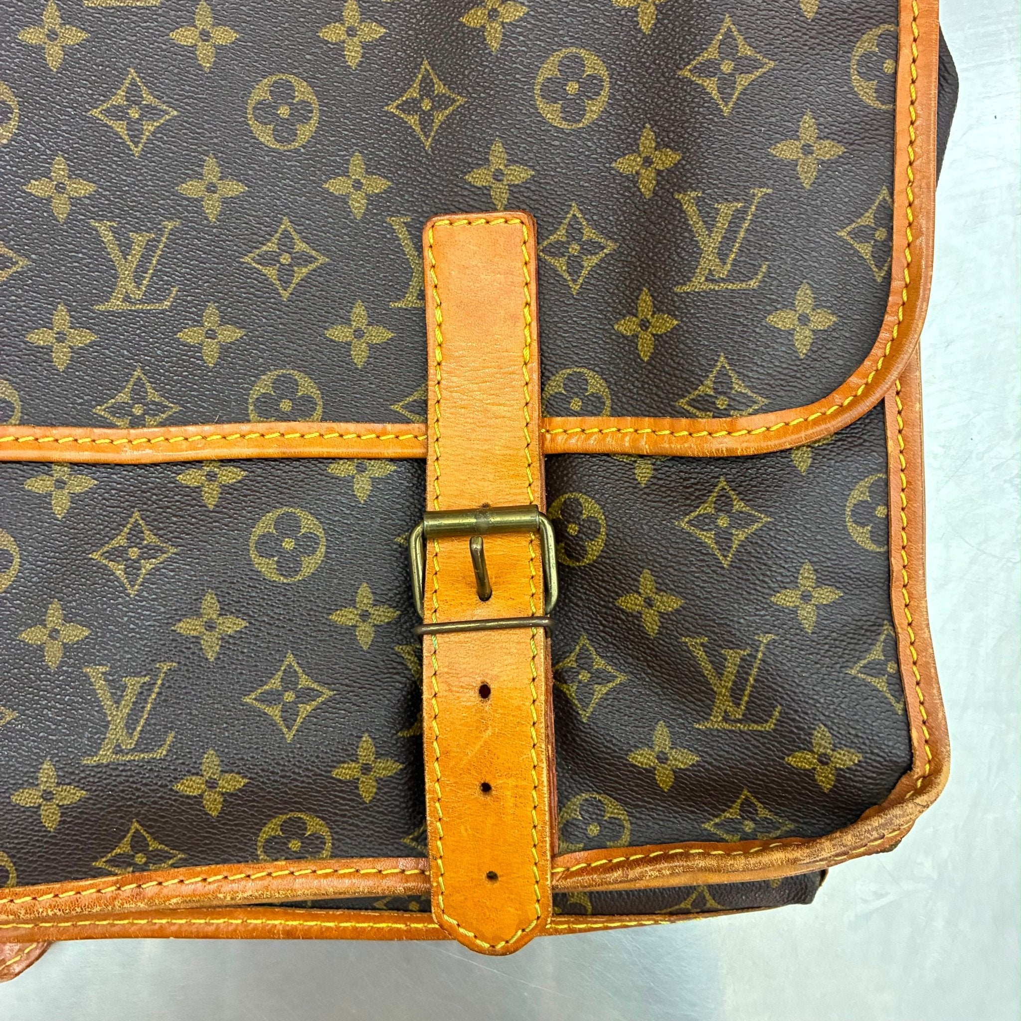 Louis Vuitton Sac de Chasse Monogam