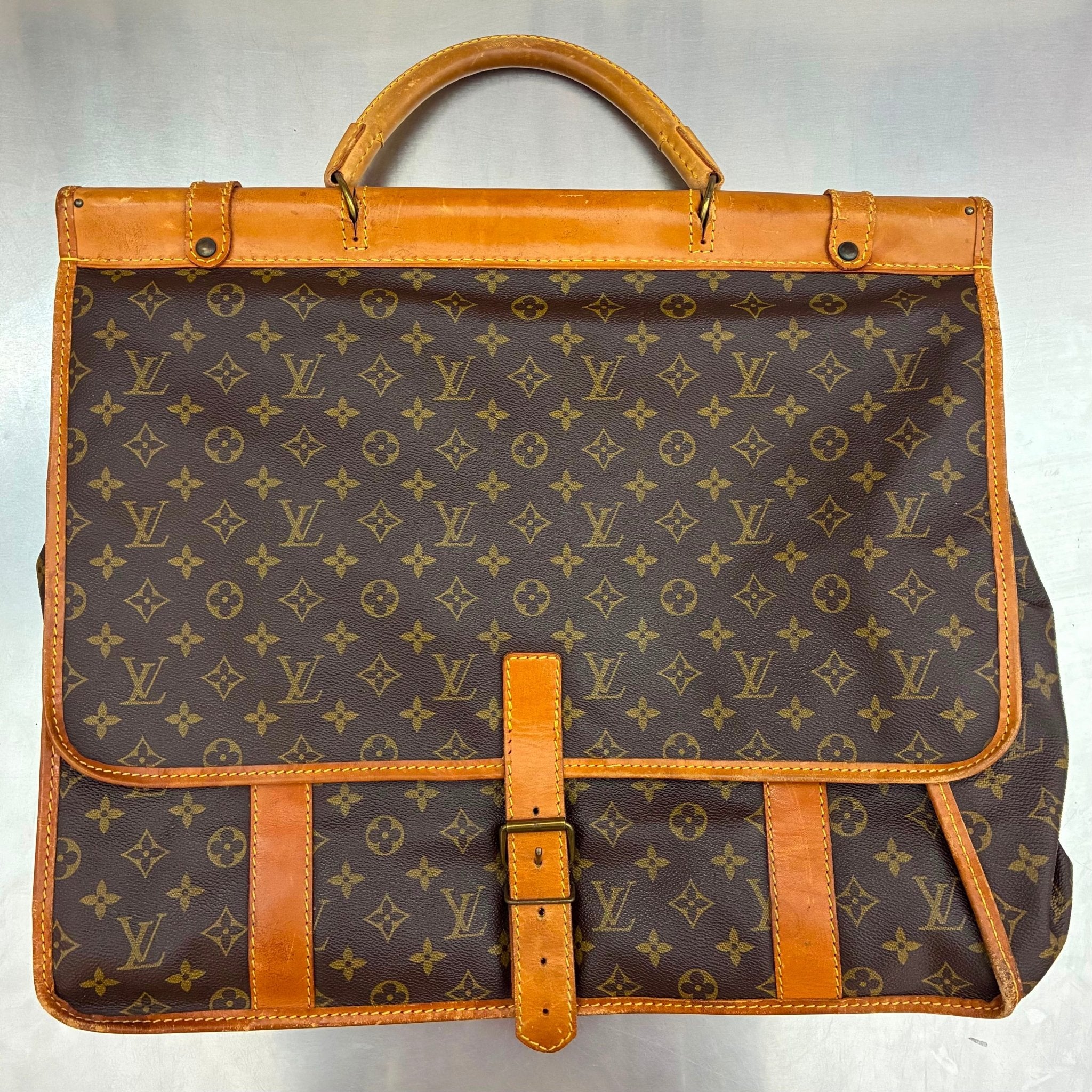 Louis Vuitton Sac de Chasse Monogam