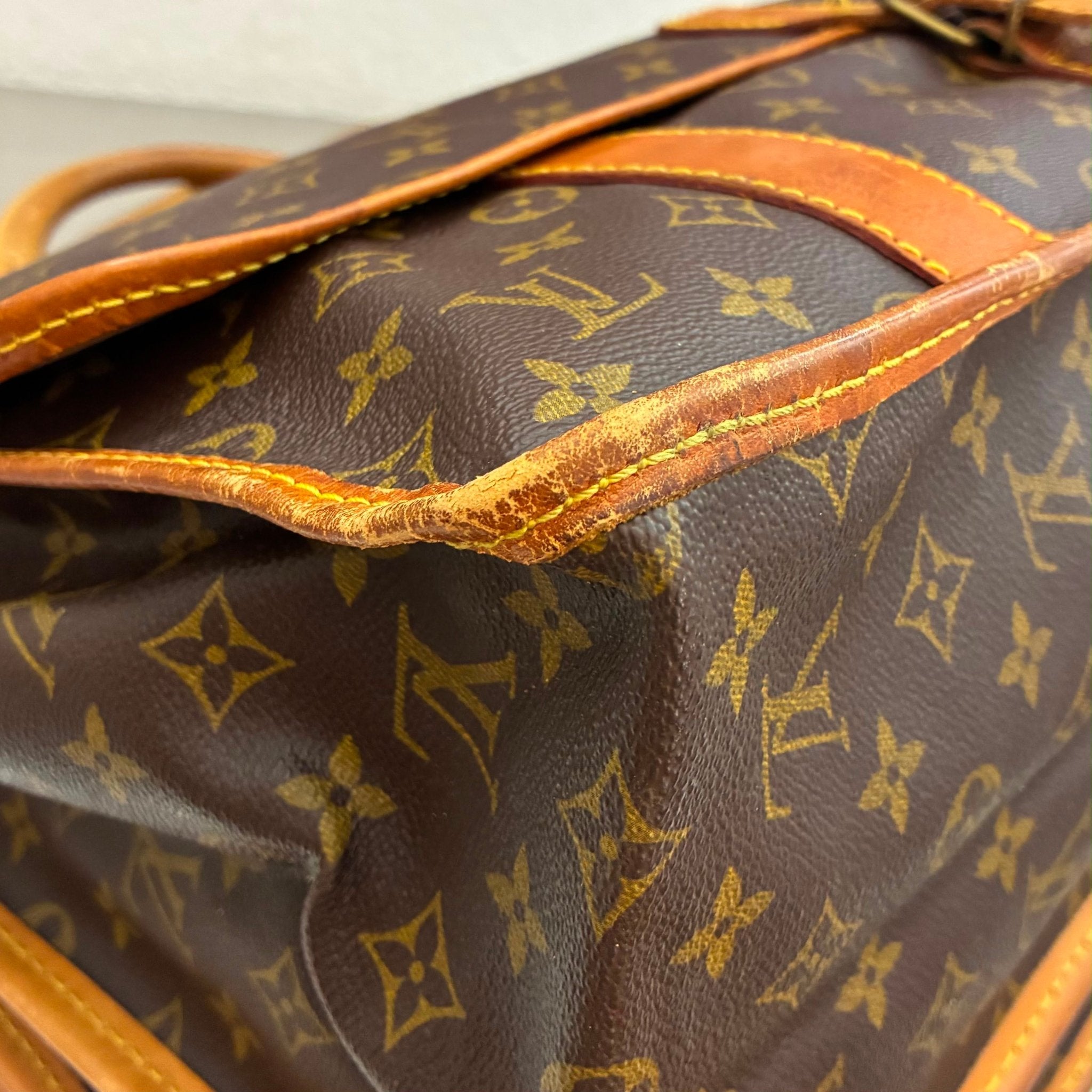 Louis Vuitton Sac de Chasse Monogam