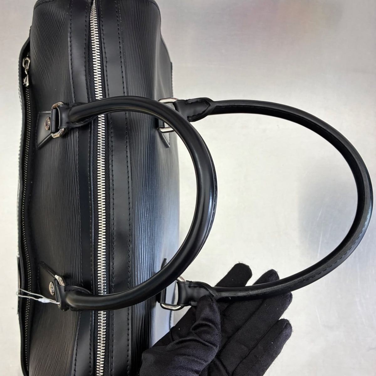 Louis Vuitton Sac de Ville Bourget Epi