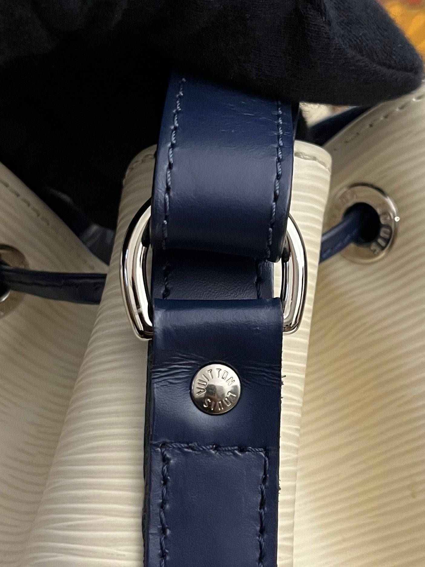 Louis Vuitton Sac Noé Bicolor Petit Epi