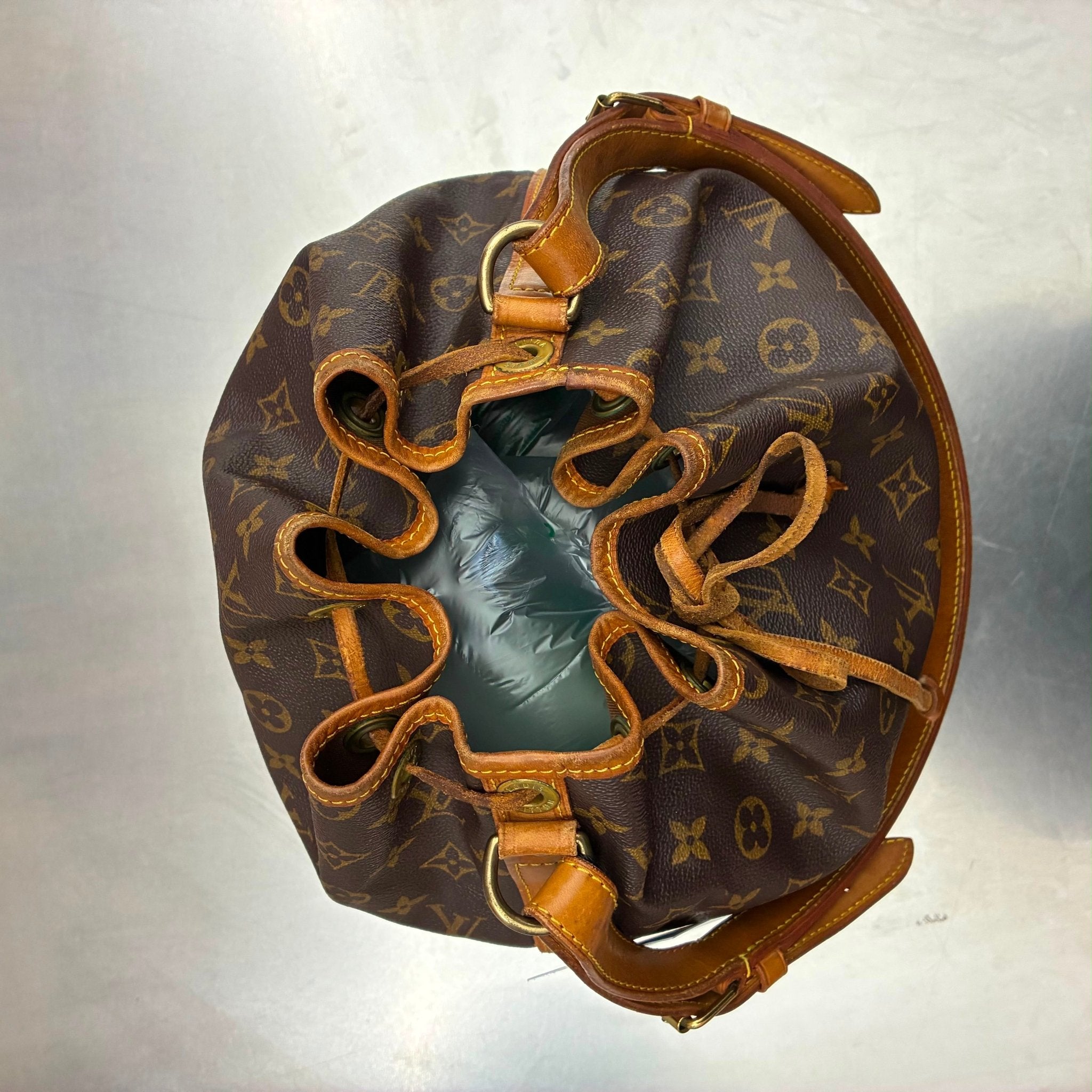 Louis Vuitton Sac Noé Grande Monogram