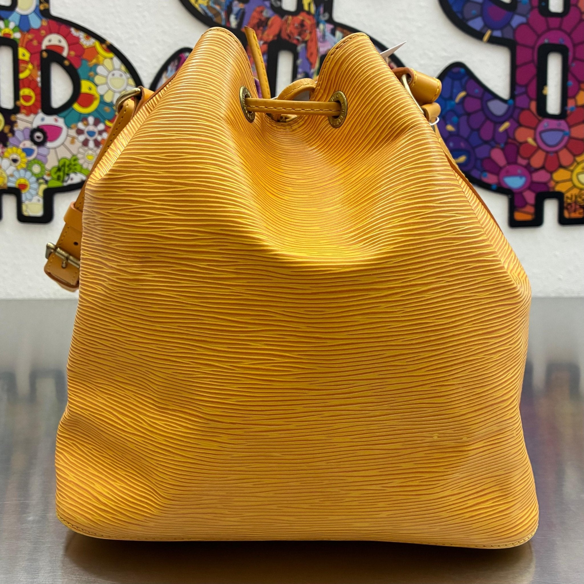 Louis Vuitton Sac Noé Petit Epi