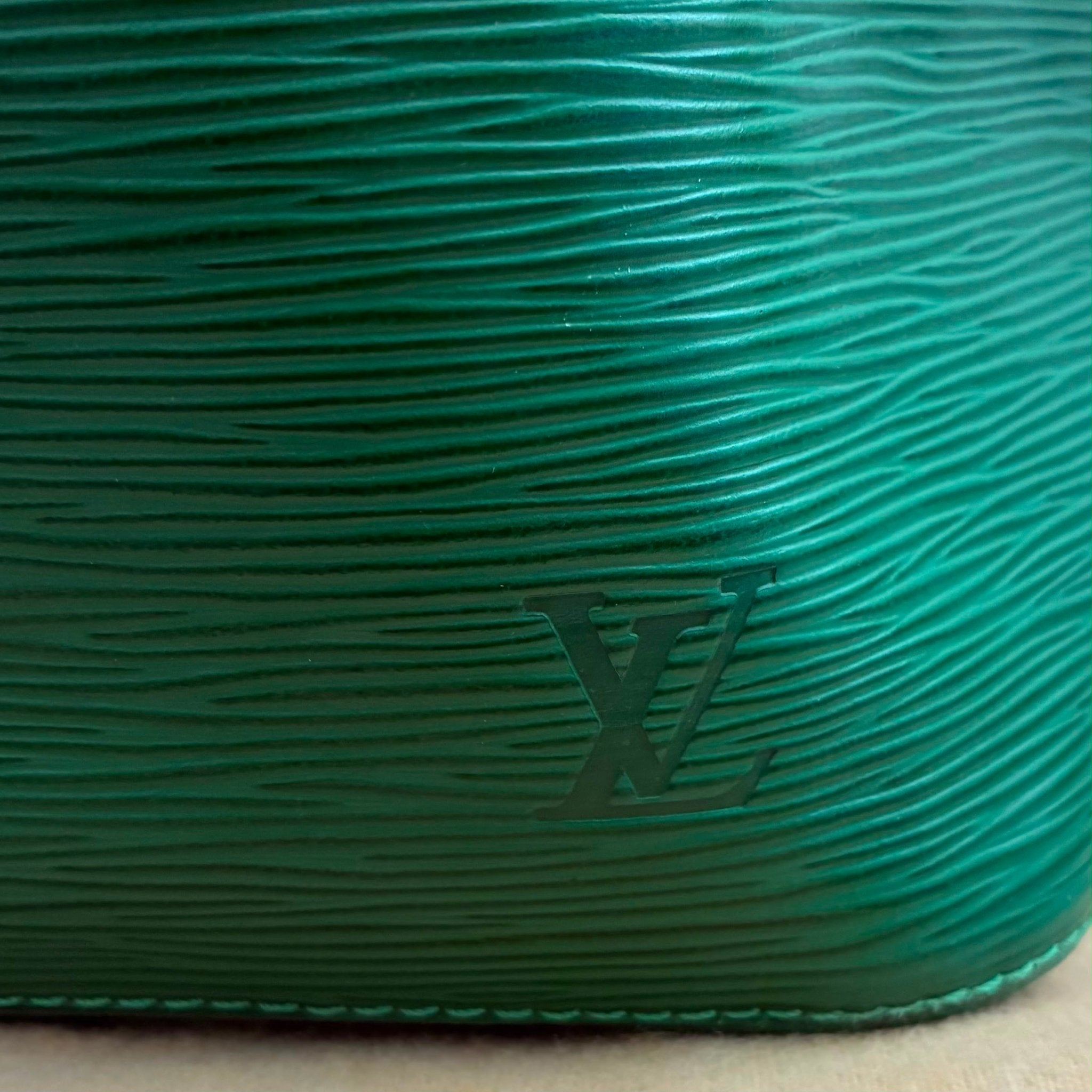 Louis Vuitton Sac Noé Petit Epi