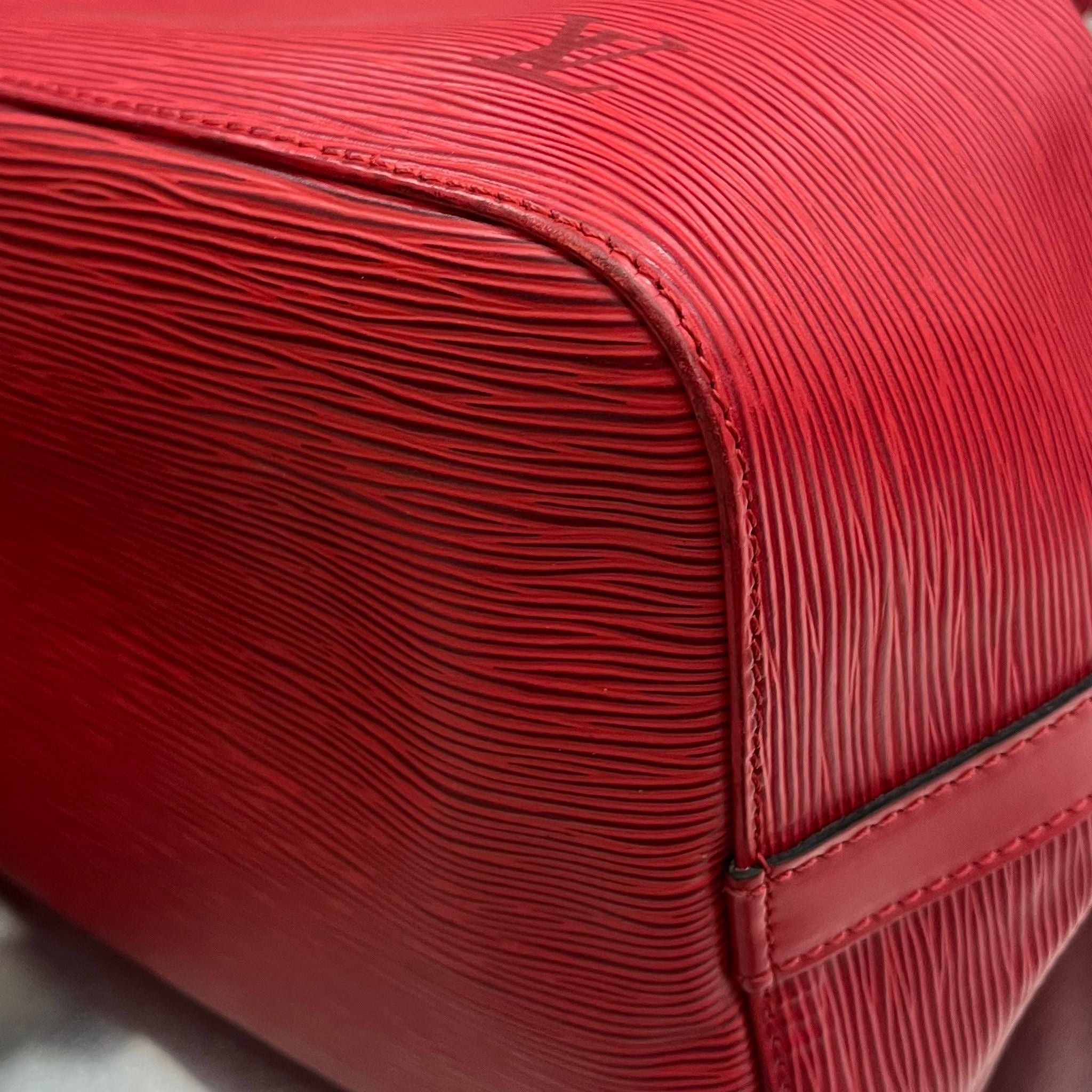 Louis Vuitton Sac Noé Petit Epi