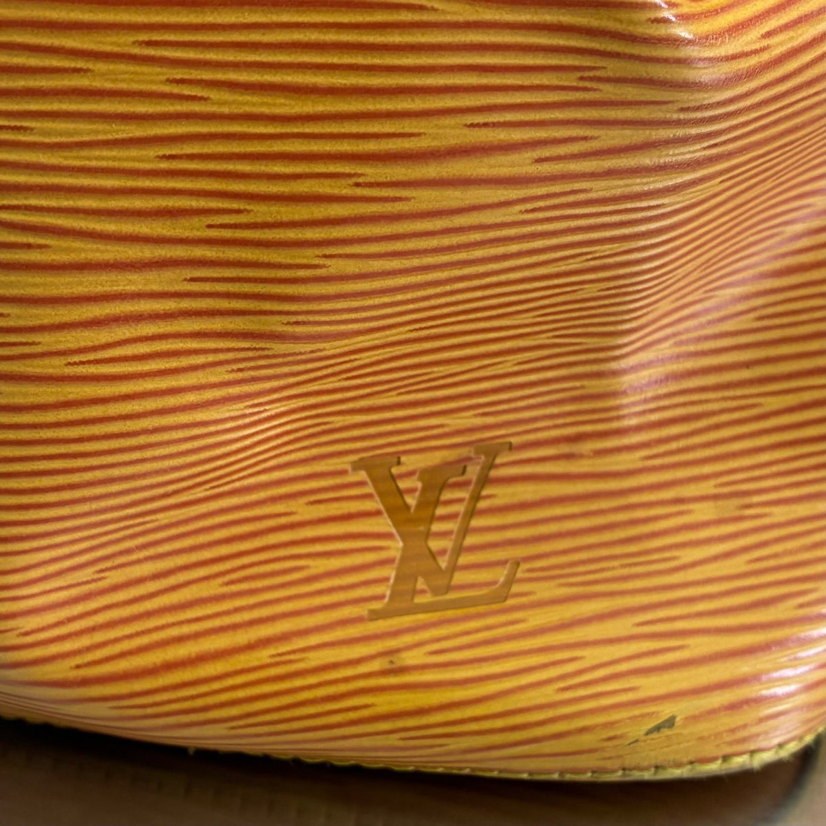 Louis Vuitton Sac Noé Petit Epi