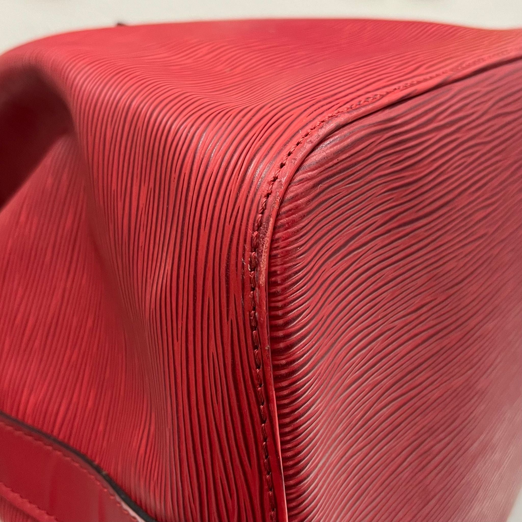 Louis Vuitton Sac Noé Petit Epi